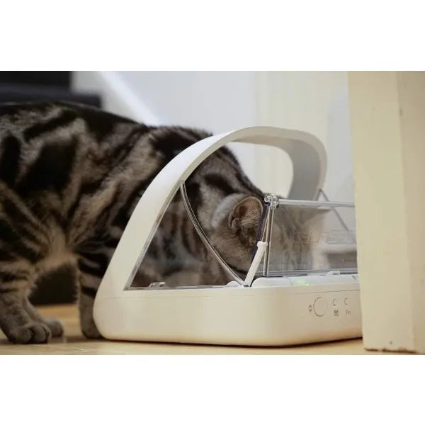 Sure Petcare -SureFlap - SureFeed - Microchip Pet Feeder