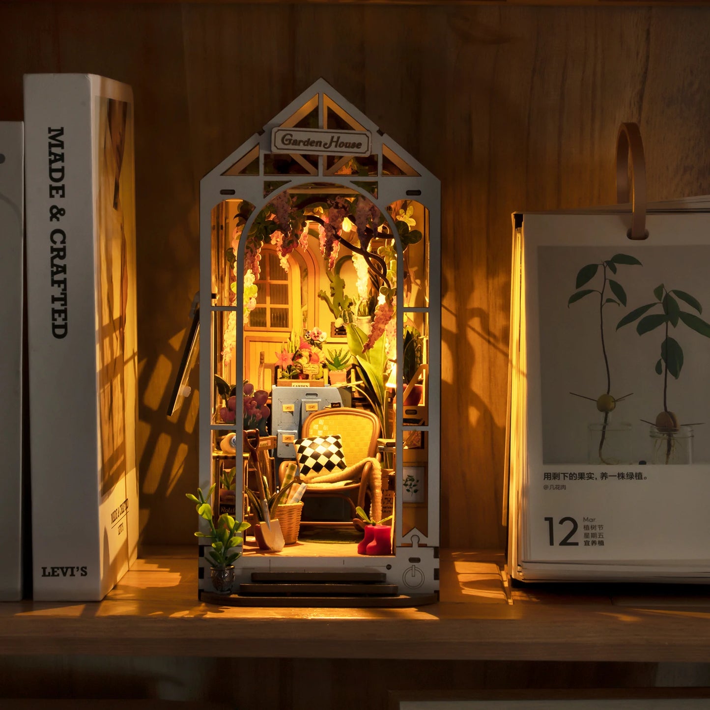 Book Nook Gardenhouse with Lights Easy Assemble Amazing gift for  a Child